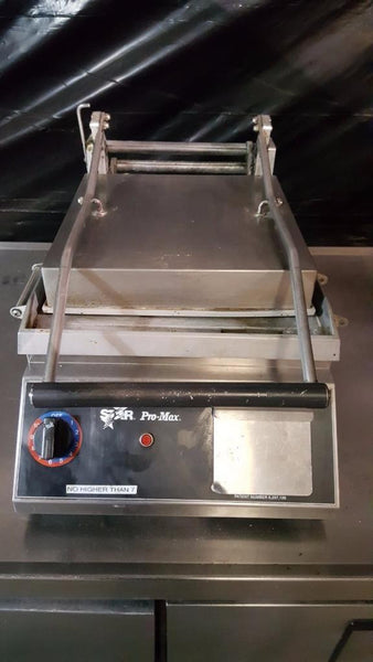 Used- Star GR14 Pro-Max Two-Sided Grill, 14 x 14 Smooth Aluminum Plates-buyREL