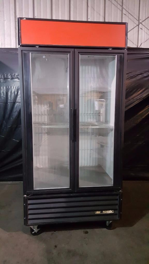 Used-True GDM-35F Black Glass Swing Door Merchandiser, 35 cu. ft.-buyREL