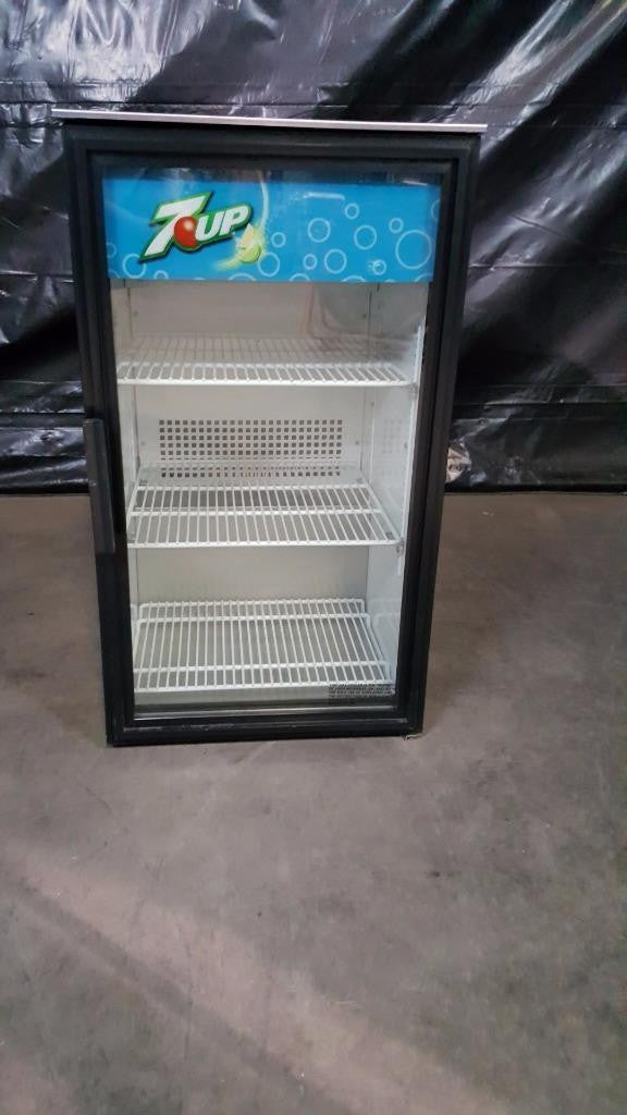 Used-True GDM-06-LD Black Countertop Display Cooler w/ Swing Door & Stainless Top-buyREL