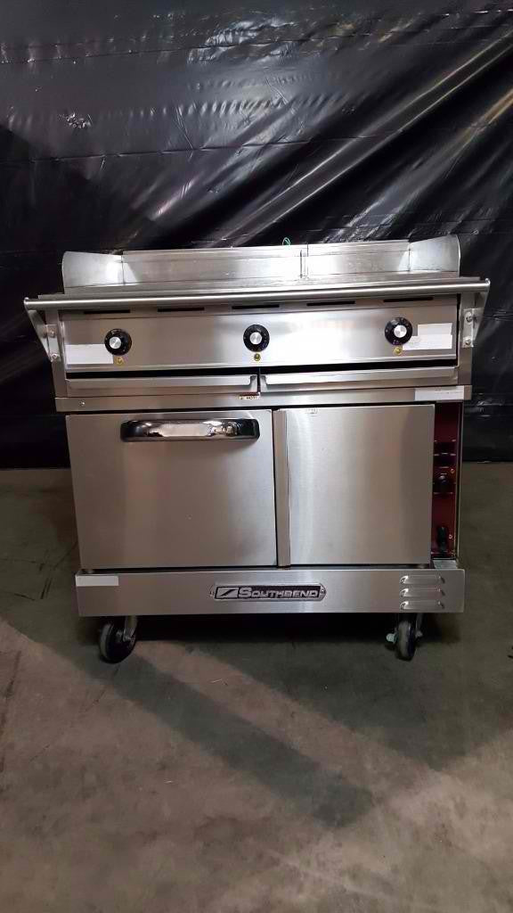 Used-Southbend TVES/10WC Flat Top Range w/ Convection Oven, 24" Griddle & 2 Burners-buyREL