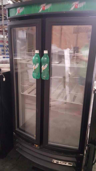 Used-True GDM-14RF Black Refrigerated Glass Door Merchandiser w/ Radius Front-buyREL